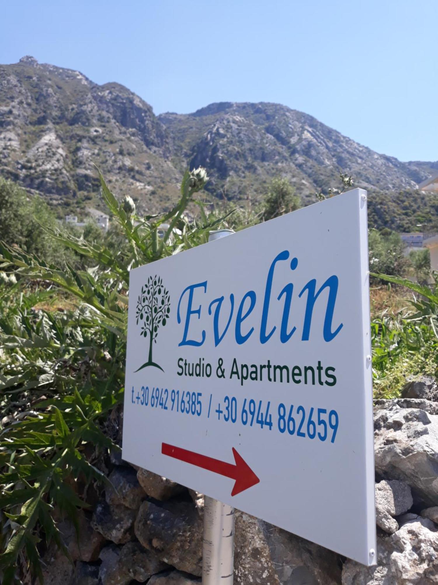 Evelin Studio Kalamata Exterior foto